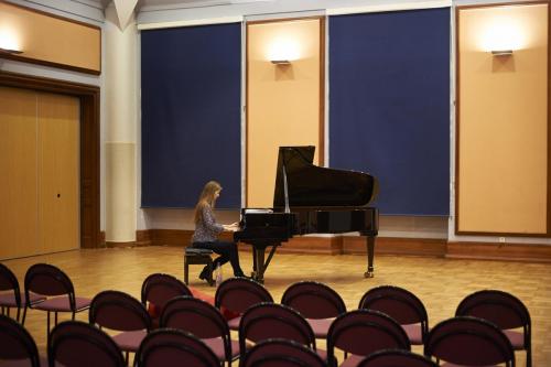 AJAM-Elizaveta-FROLOVA-piano-Saverne-2014-by-graigue.com-16