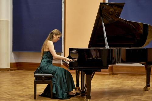 AJAM-Elizaveta-FROLOVA-piano-Saverne-2014-by-graigue.com-25