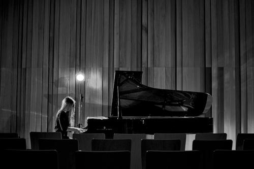 AJAM-Elizaveta-FROLOVA-piano-Strasbourg-2014-by-graigue.com-06
