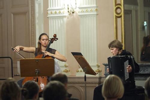 AJAM-Olivia-GAY-violoncelle-Elodie-SOULARD-accordéon-Colmar-2014-by-graigue.com-08