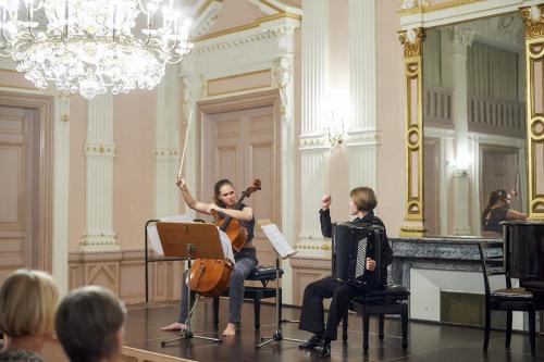 AJAM-Olivia-GAY-violoncelle-Elodie-SOULARD-accordéon-Colmar-2014-by-graigue.com-19