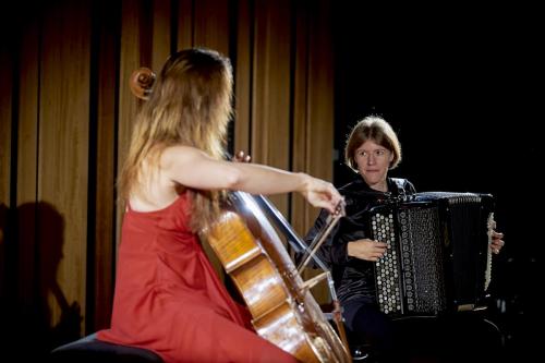 AJAM-Olivia-GAY-violoncelle-Elodie-SOULARD-accordéon-Strasbourg-2014-by-graigue.com-11